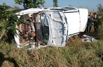 Condutor capota veículo na BR-359 e perde mãe e filha no acidente