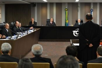 TCU recomenda rejeição das contas de 2014 do governo Dilma