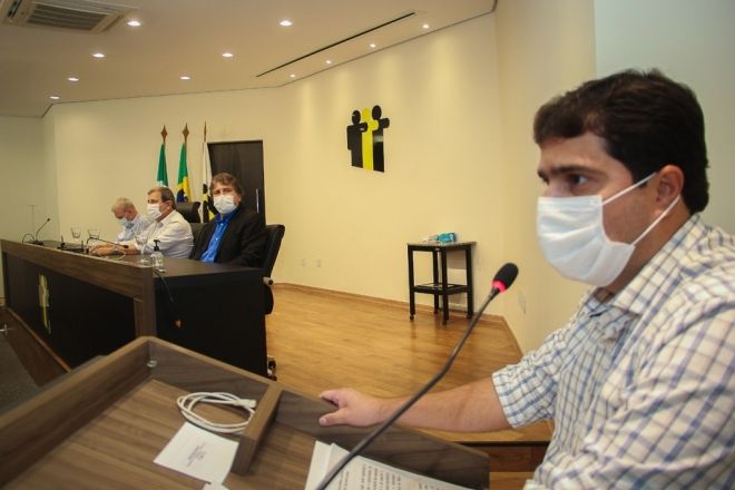 Valdir Júnior defende manutenção do dialogo com os poderes para superar a crise 