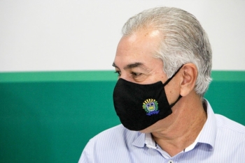 Ex-senador Arthur Virgílio descarta desistir das prévias do PSDB
