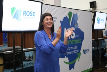 Pré-Candidata ao governo estadual,Rose Modesto percorre a região de fronteira