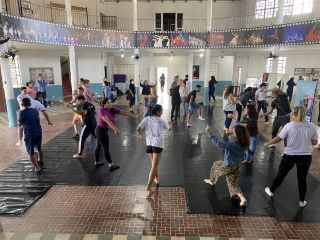 Circula Dançurbana mostrou para professores que dança vai além de passos coreografados