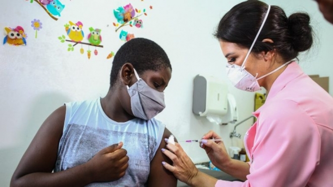 Vacina contra gripe está disponível para toda população em unidades de saúde