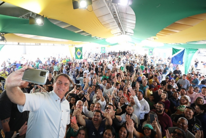  Ao não citar pré-candidatos ao governo, Bolsonaro promete voltar para campanha